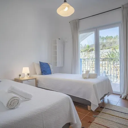 & Nature In By Lisbeyond Apartman