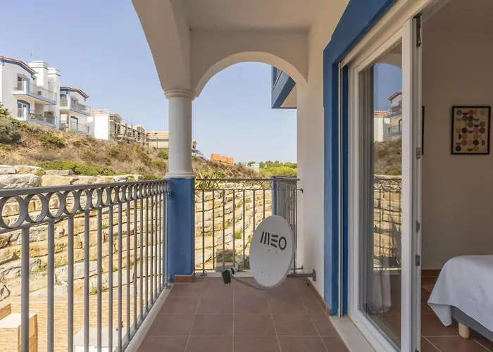 & Nature Apartmentn In By Lisbeyond *